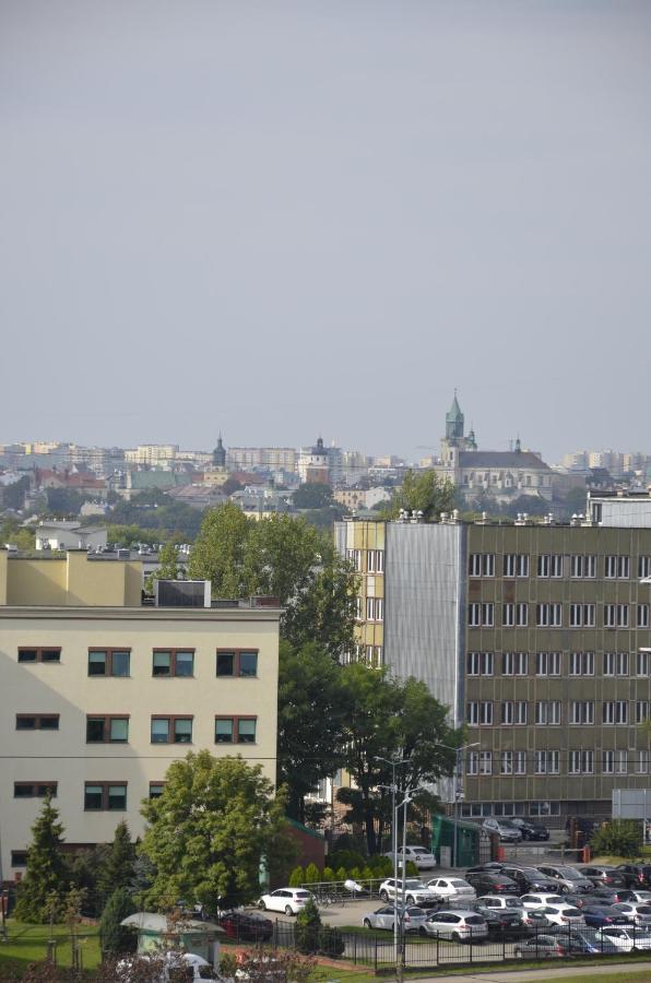 Bm Apartament - Z Miejscem Parkingowym Apartment Lublin Exterior foto