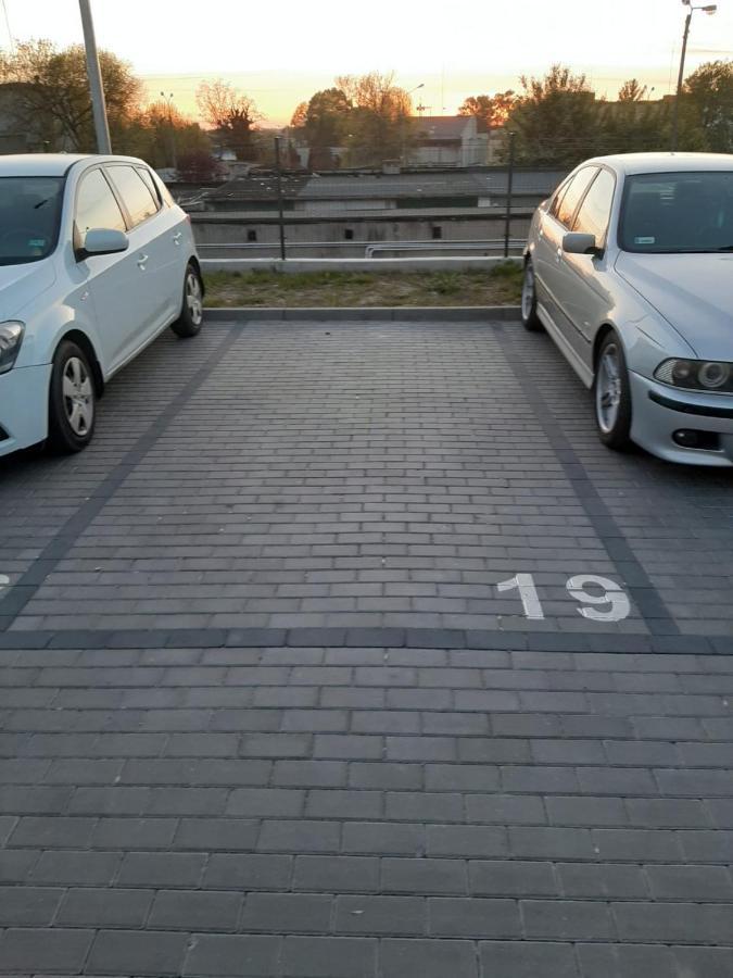 Bm Apartament - Z Miejscem Parkingowym Apartment Lublin Exterior foto